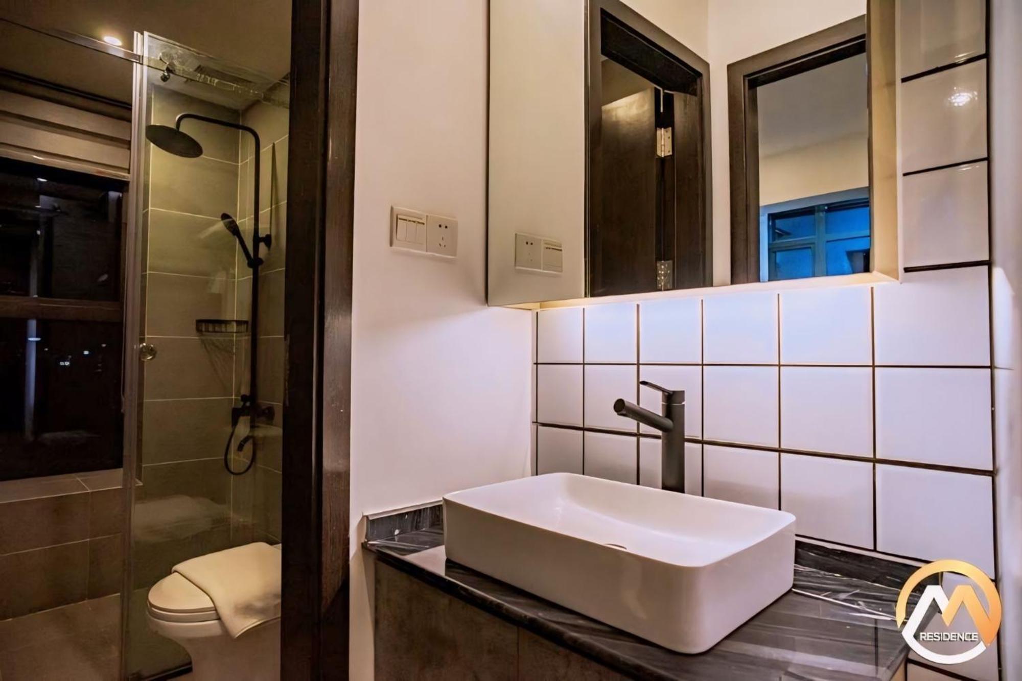 Hotel Serviced Condo Unique Infinity Pool With Mekong River View Phnom Penh Ngoại thất bức ảnh