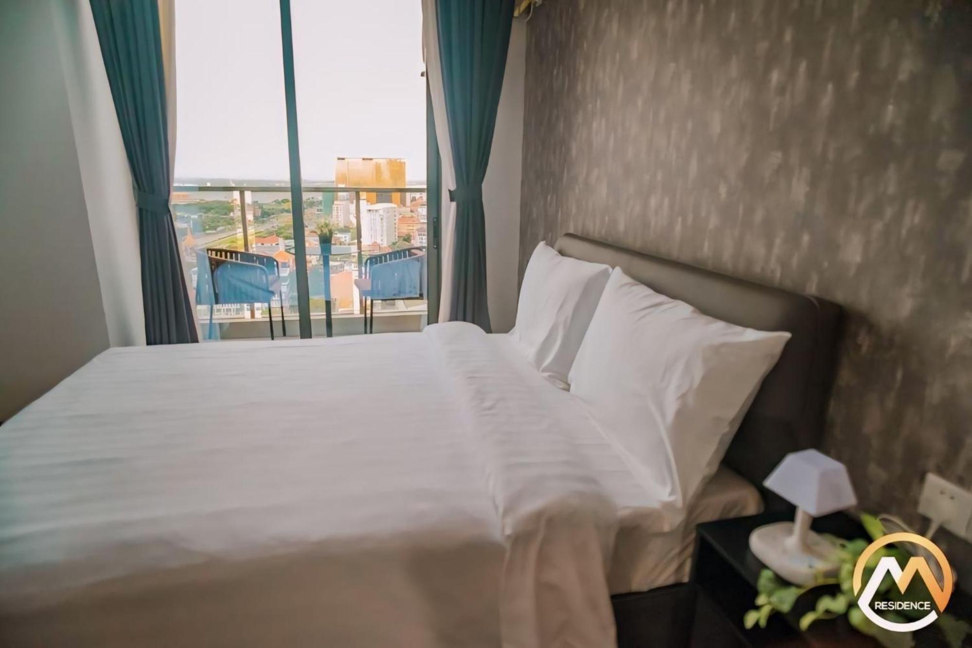 Hotel Serviced Condo Unique Infinity Pool With Mekong River View Phnom Penh Ngoại thất bức ảnh